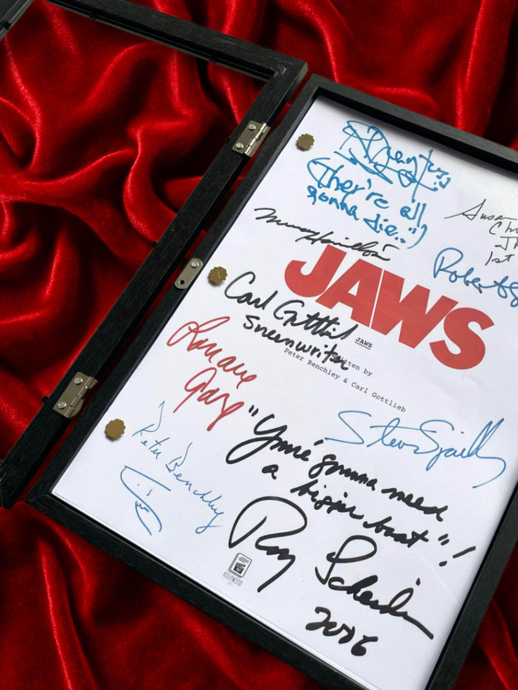 JAWS Signed Movie Script Memorabilia with Roy Scheider, Robert Shaw, Richard Dreyfuss, Steven Speilberg & Cast Autographs