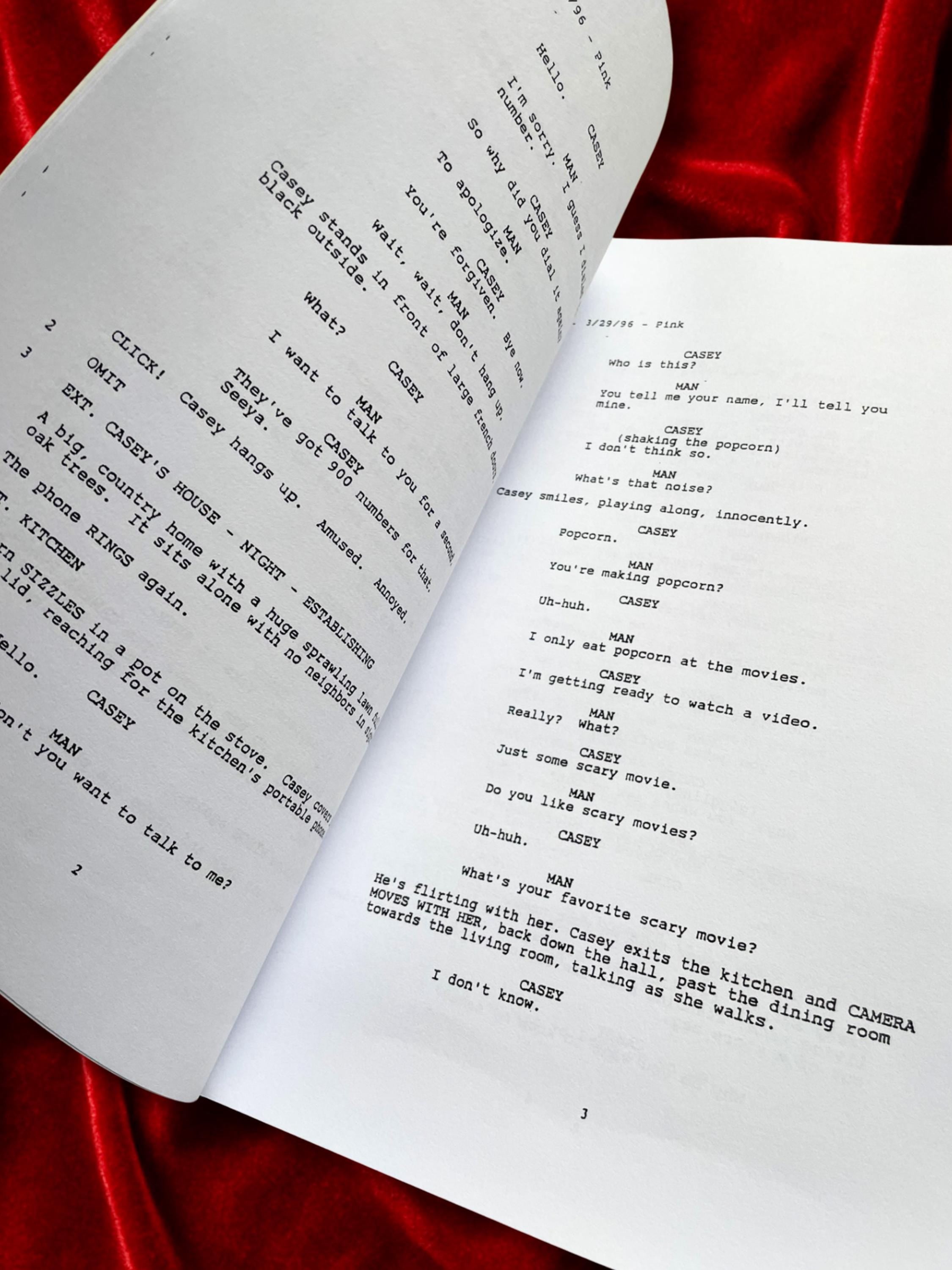 SCREAM, Signed Movie Script, Full Screenplay Reproduction + Cast Autographs, Scream Merch