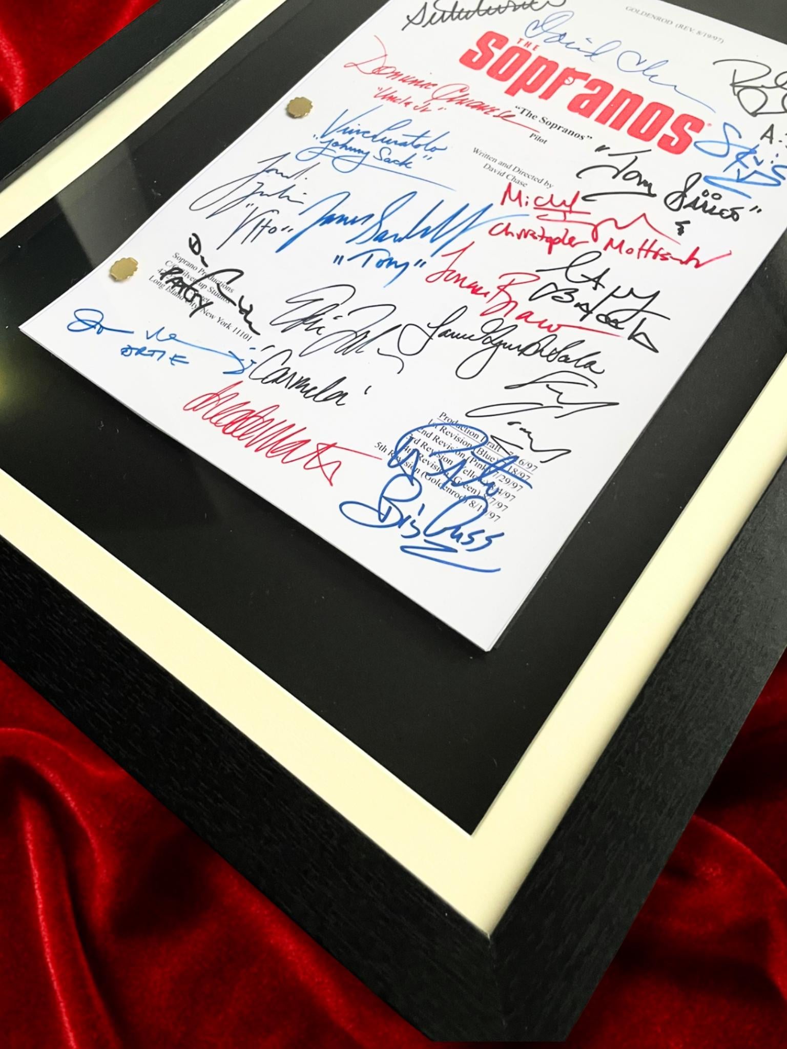 The Sopranos Signed TV Pilot Script, Full Screenplay Framed Reproduction + Cast Autographs, Movie Props