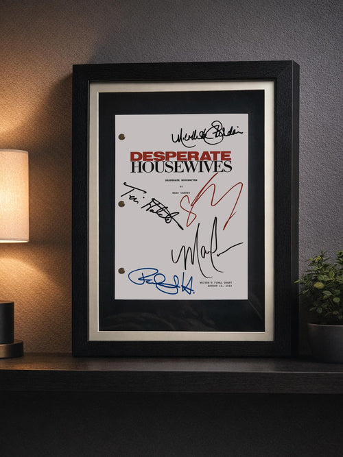 Desperate Housewives, Signed Movie Script, Full Screenplay Reproduction + Cast Autographs